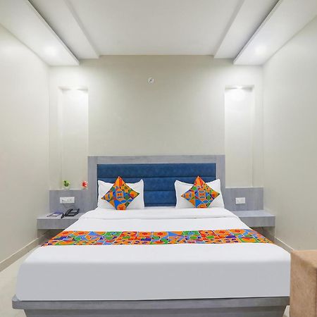 Fabexpress Grand Inn I Chinhat Екстер'єр фото