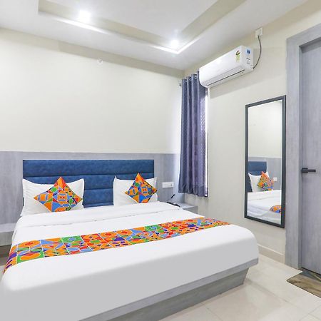 Fabexpress Grand Inn I Chinhat Екстер'єр фото